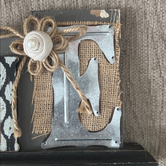 Rustic HOME Decor Sign - Picture 6 of 6